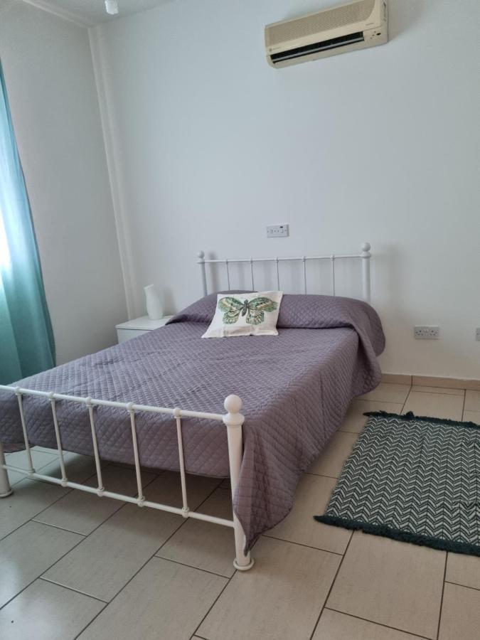 Cosy One Bedroom Apartment In Pafos エクステリア 写真