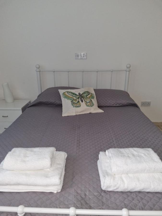 Cosy One Bedroom Apartment In Pafos エクステリア 写真