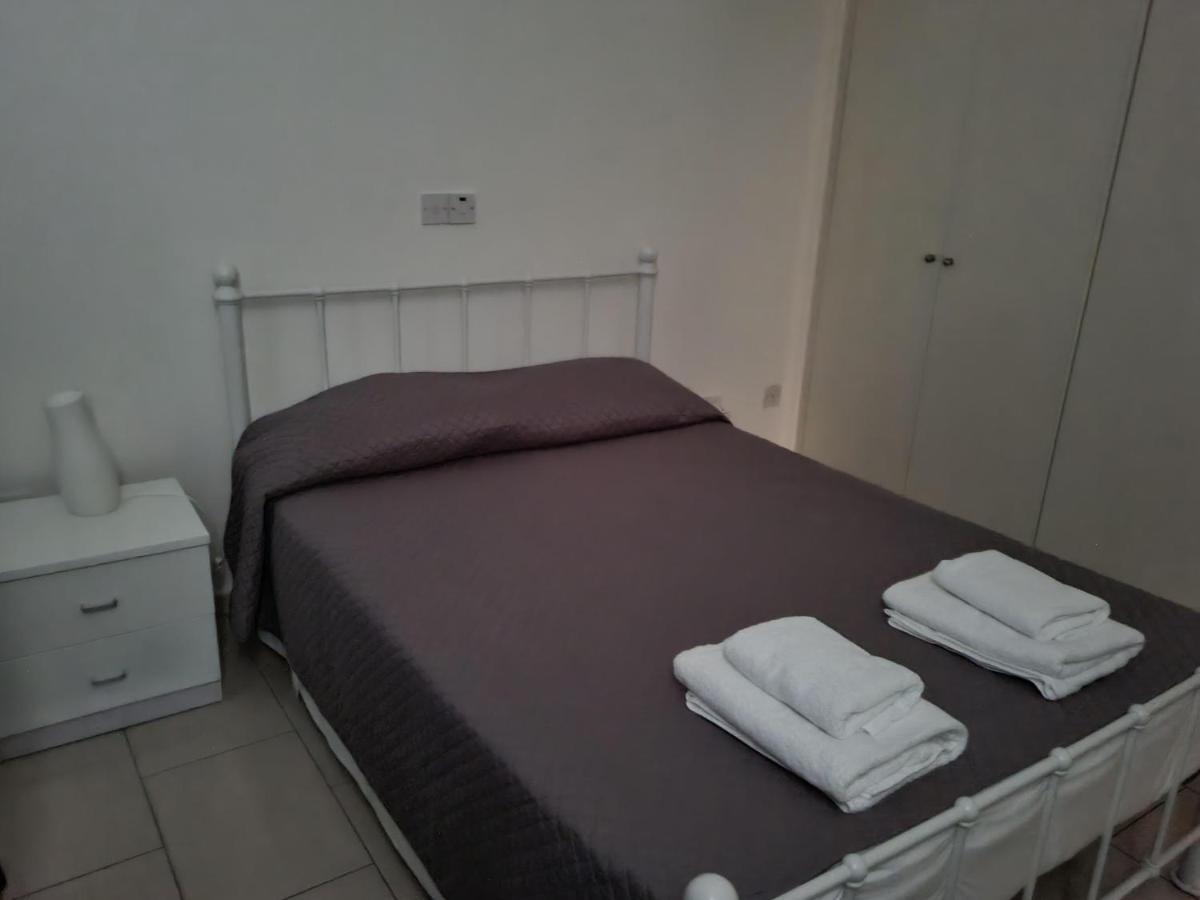 Cosy One Bedroom Apartment In Pafos エクステリア 写真