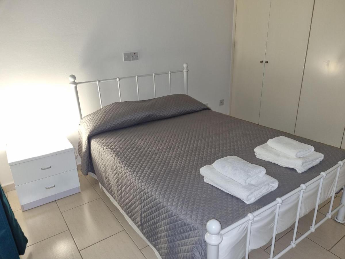 Cosy One Bedroom Apartment In Pafos エクステリア 写真