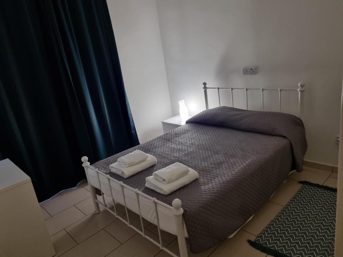 Cosy One Bedroom Apartment In Pafos エクステリア 写真